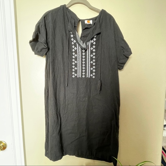 Black Embroidered Linen Sheath Dress - Boho Style - Picture 2 of 16